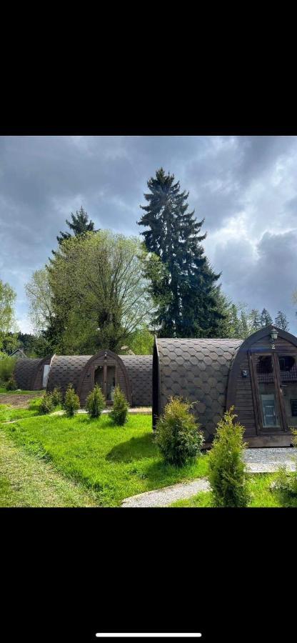 Hobiti Chatka Lipno Černá v Pošumaví Εξωτερικό φωτογραφία